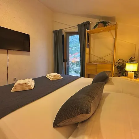 Appartement Sea And Mountain Views - Old Town Makarska